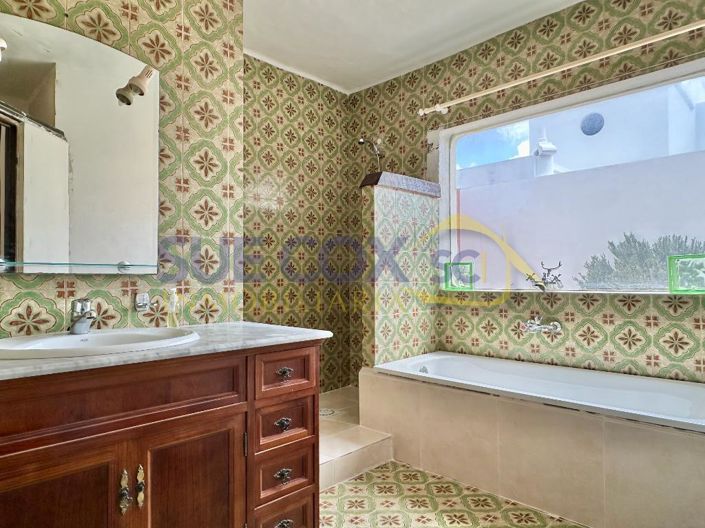 Image No.23-3 Bed Villa for sale