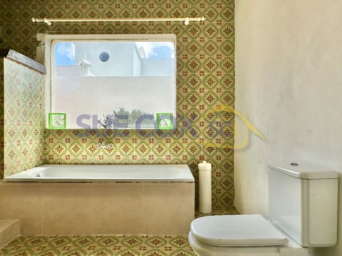 Image No.24-3 Bed Villa for sale