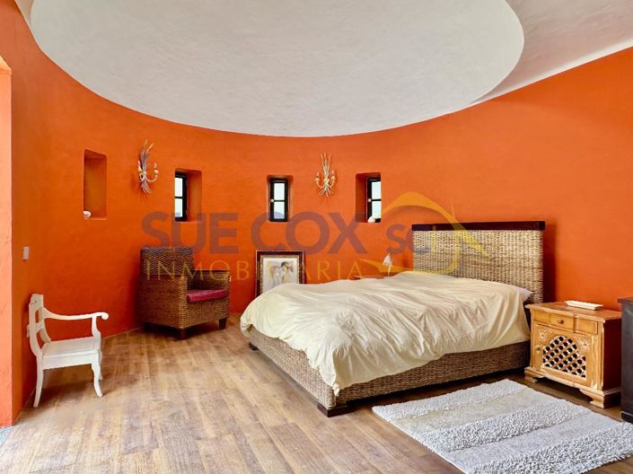 Image No.29-3 Bed Villa for sale