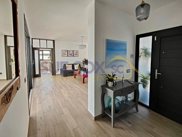 Image No.4-3 Bed Villa for sale