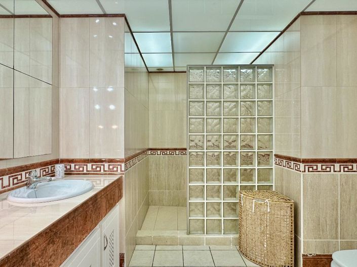 Image No.18-2 Bed Bungalow for sale