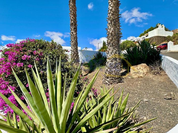 Image No.42-5 Bed Villa for sale