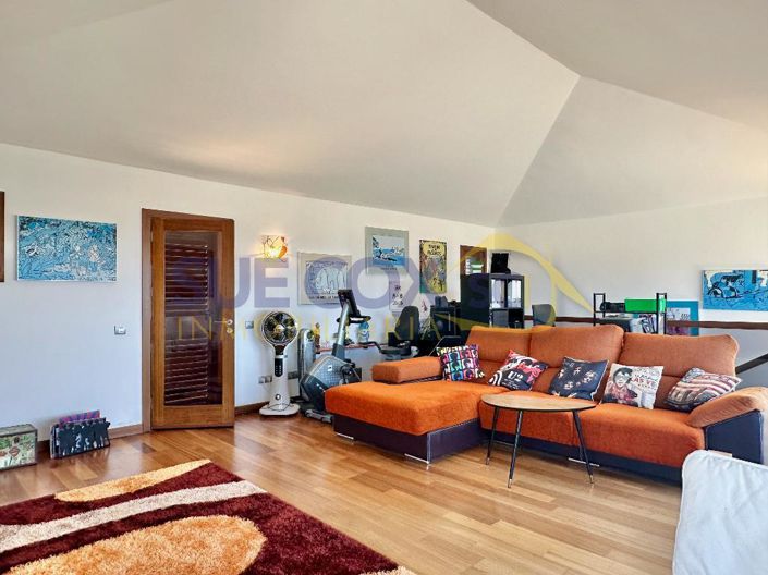 Image No.37-5 Bed Villa for sale