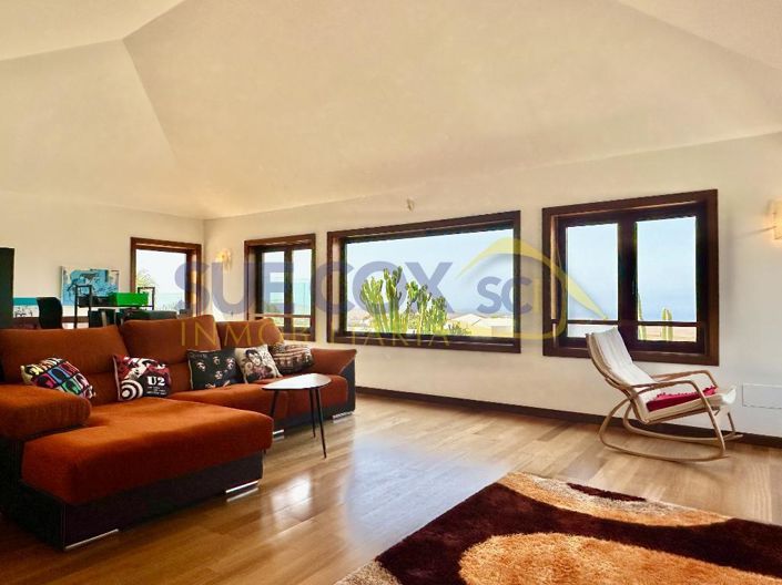 Image No.38-5 Bed Villa for sale