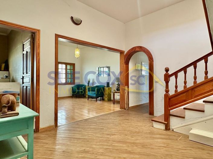 Image No.9-4 Bed House for sale