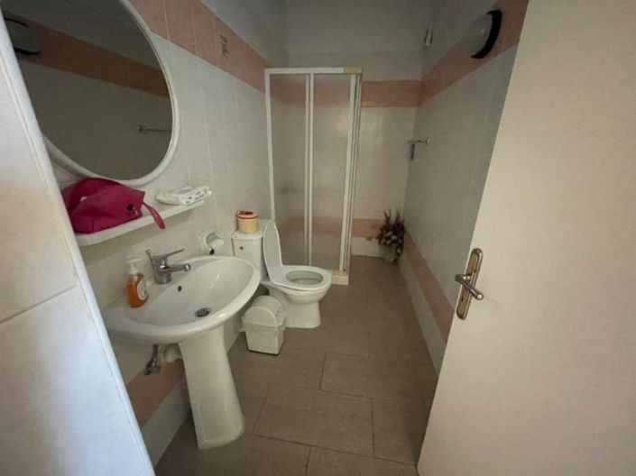 Image No.10-3 Bed Villa for sale