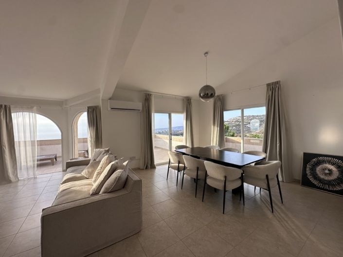 Image No.3-4 Bed Villa for sale