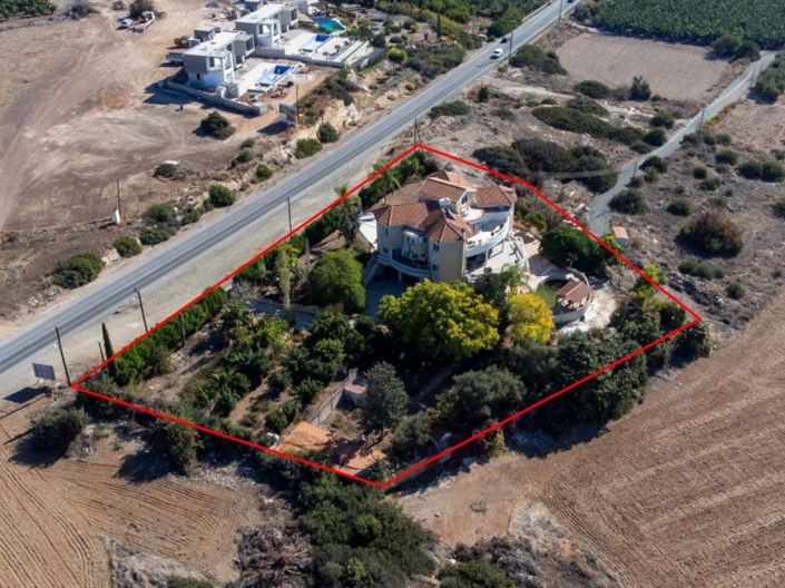 Image No.4-6 Bed Villa for sale