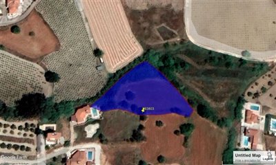 Residential Land  For Sale  in  Polemi