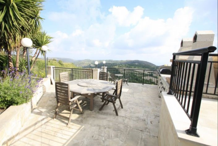 Image No.9-4 Bed Villa for sale