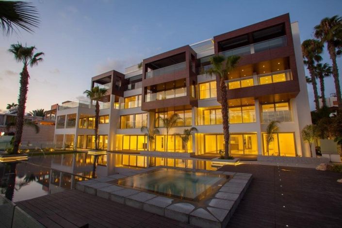 Image No.9-9 Bed Apartment for sale