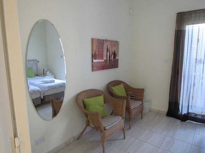 Image No.8-6 Bed Townhouse for sale