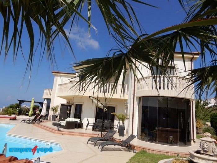 Image No.1-4 Bed Villa for sale