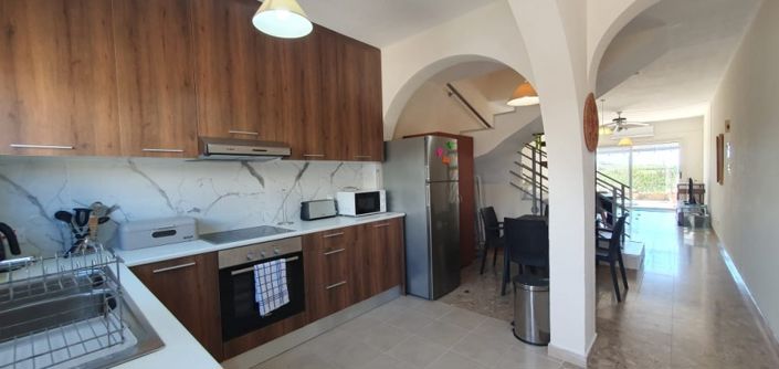 Image No.6-2 Bed Townhouse for sale