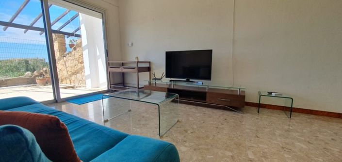 Image No.8-2 Bed Townhouse for sale