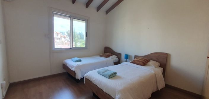 Image No.9-2 Bed Townhouse for sale