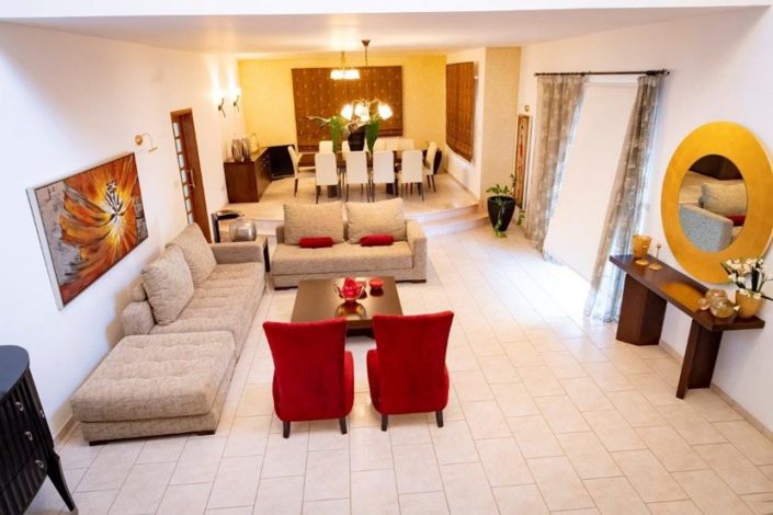 Image No.4-4 Bed Villa for sale