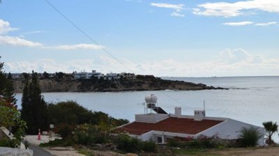 Detached Villa For Sale  in  Coral Bay