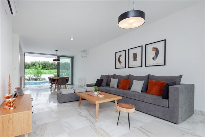 Image No.8-3 Bed Villa for sale