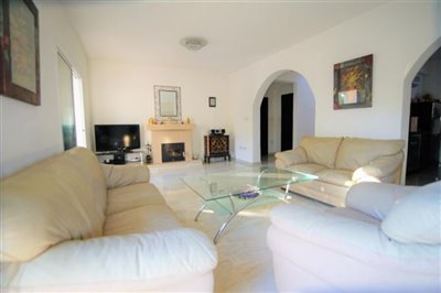 Detached Villa For Sale  in  Empa