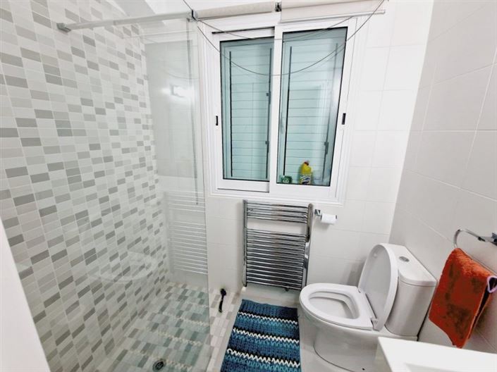 Image No.10-5 Bed Villa for sale