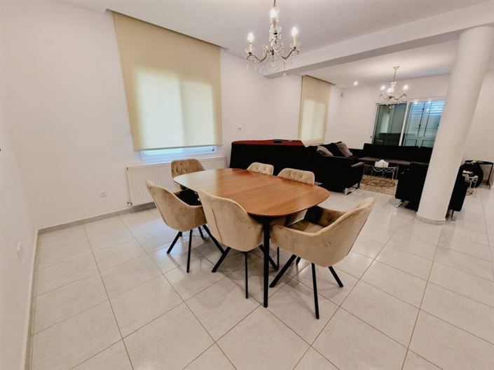 Image No.3-5 Bed Villa for sale