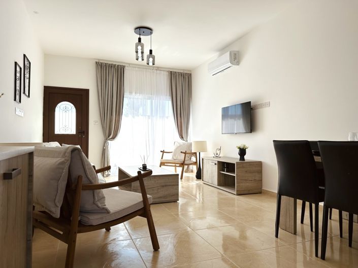 Image No.4-2 Bed Townhouse for sale