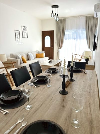 Image No.5-2 Bed Townhouse for sale