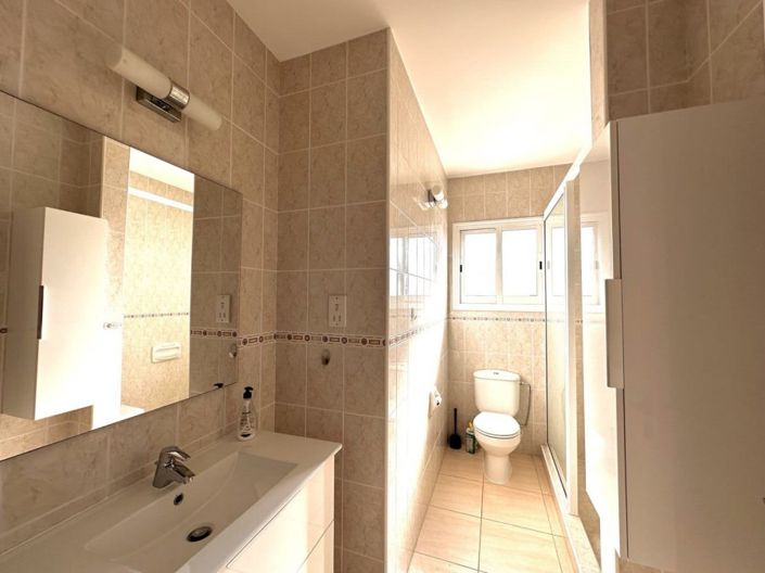 Image No.10-3 Bed Townhouse for sale