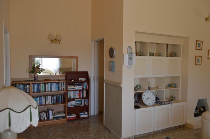 Image No.10-3 Bed Bungalow for sale