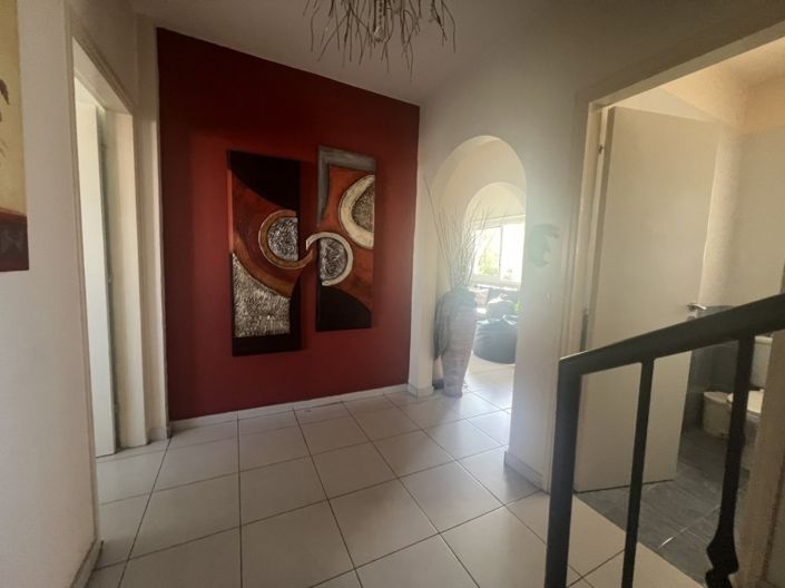 Image No.10-3 Bed Villa for sale