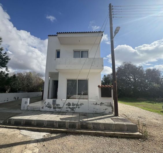 Image No.1-3 Bed Villa for sale