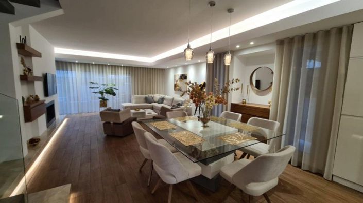 Image No.8-3 Bed Villa for sale