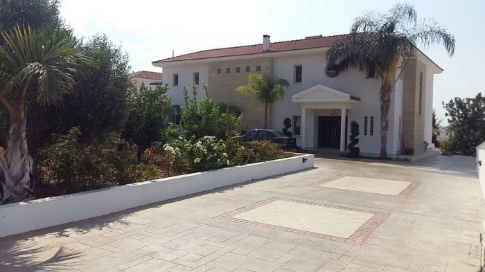 Image No.1-4 Bed Villa for sale