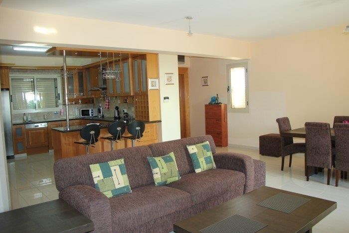 Image No.10-4 Bed Villa for sale