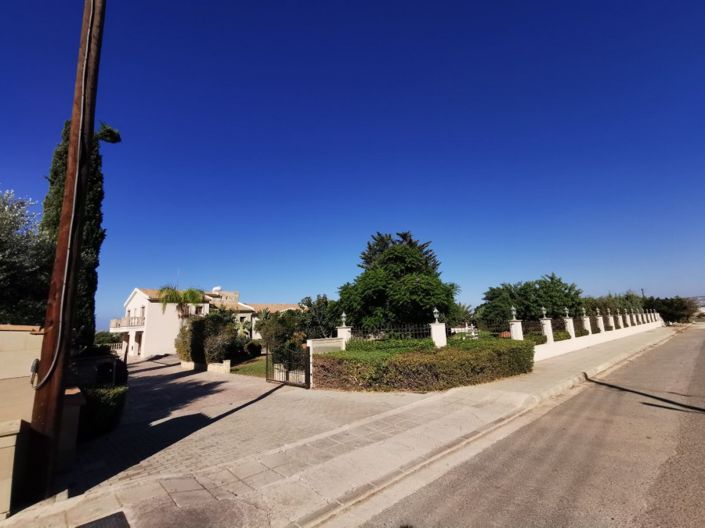 Image No.3-4 Bed Villa for sale