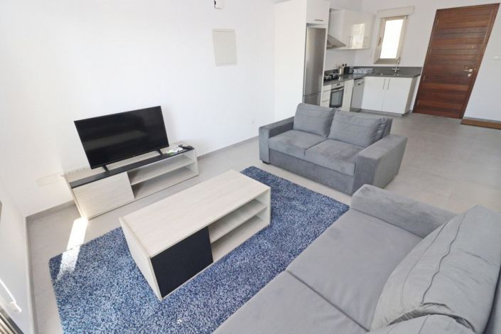 Image No.6-2 Bed Townhouse for sale