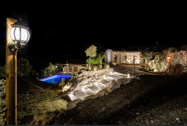 Image No.4-4 Bed House for sale