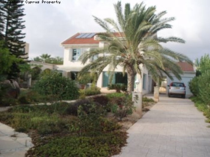 Image No.1-3 Bed Villa for sale