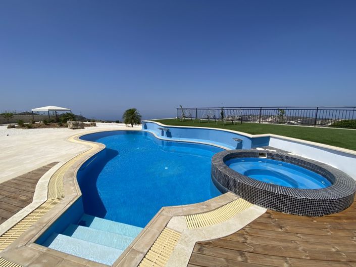 Image No.3-5 Bed Villa for sale