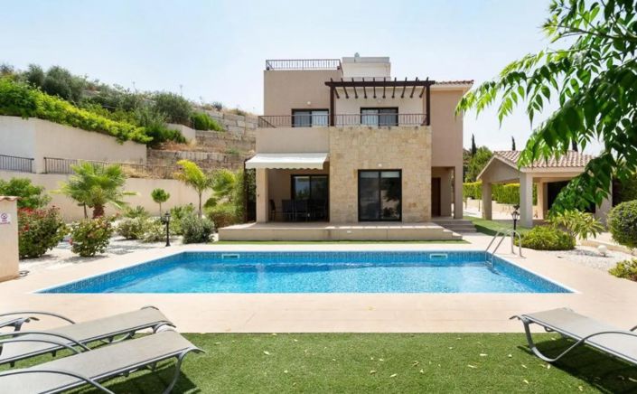 Image No.1-4 Bed Villa for sale