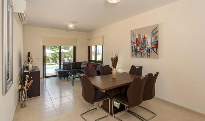 Image No.5-4 Bed Villa for sale