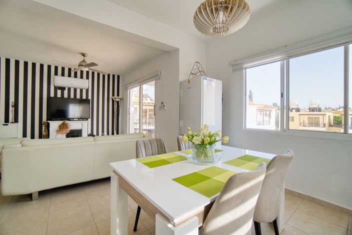 Image No.8-2 Bed Apartment for sale