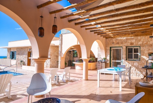 Image No.9-6 Bed Villa for sale