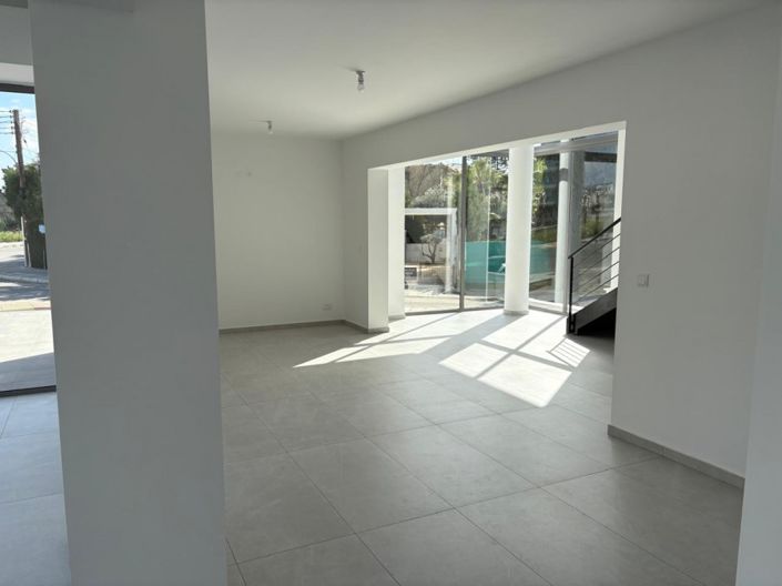 Image No.10-Commercial for sale