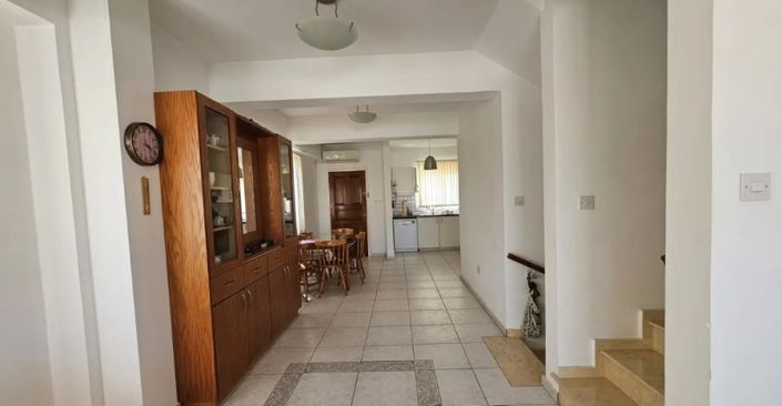 Image No.6-2 Bed Townhouse for sale