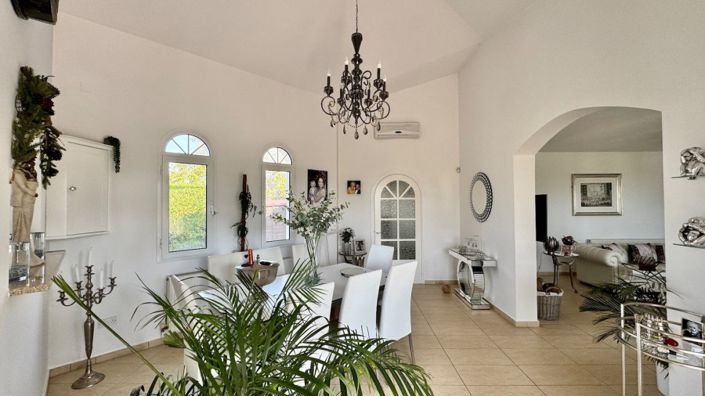 Image No.10-3 Bed Villa for sale