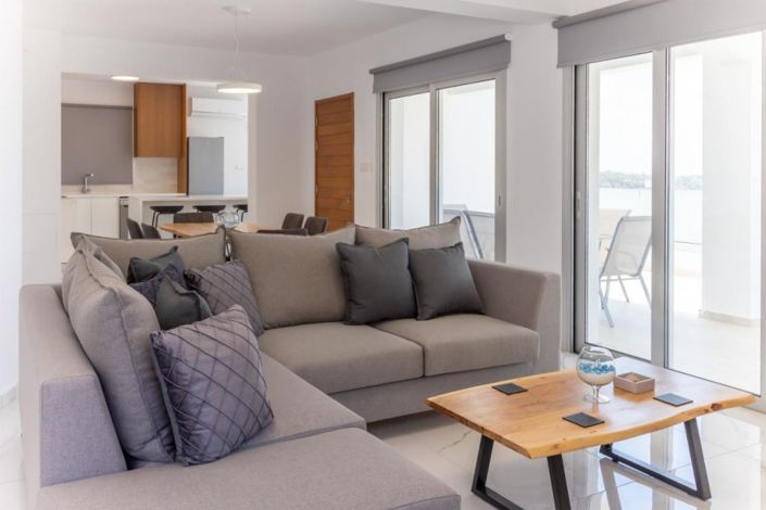 Image No.5-3 Bed Villa for sale