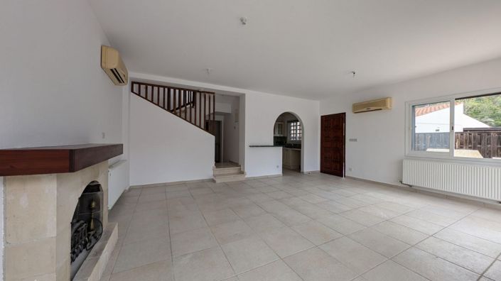 Image No.9-3 Bed House for sale