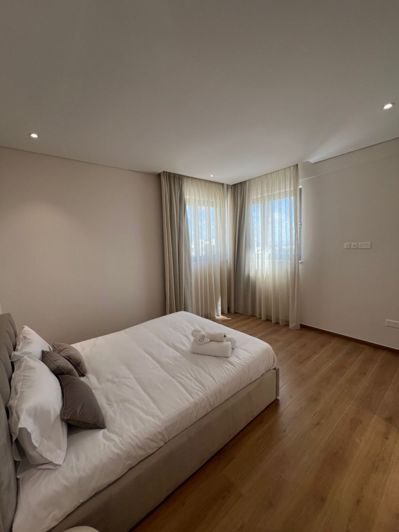 Image No.7-3 Bed Apartment for sale